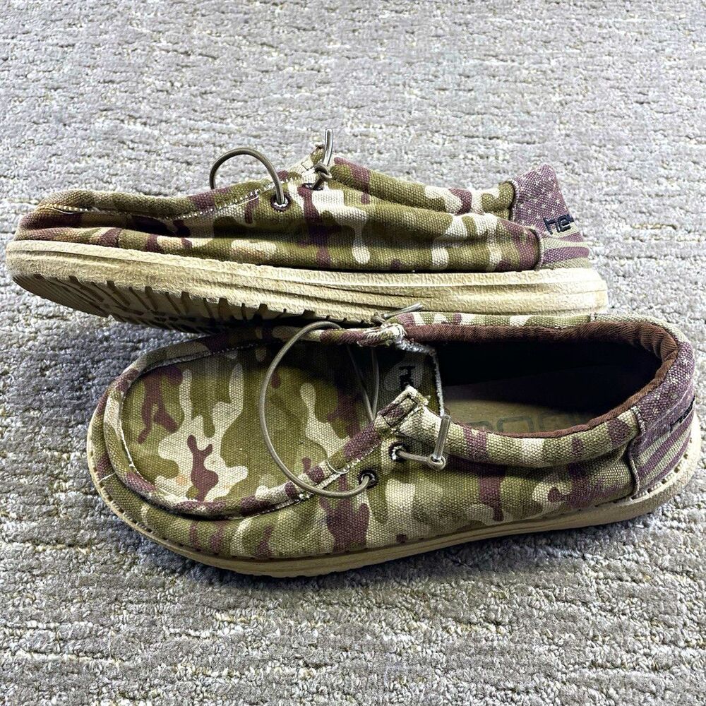 HEYDUDE Wally Youth Camo flag Low Top Canvas Lace Up Shoes Boys US 6 Y L 7